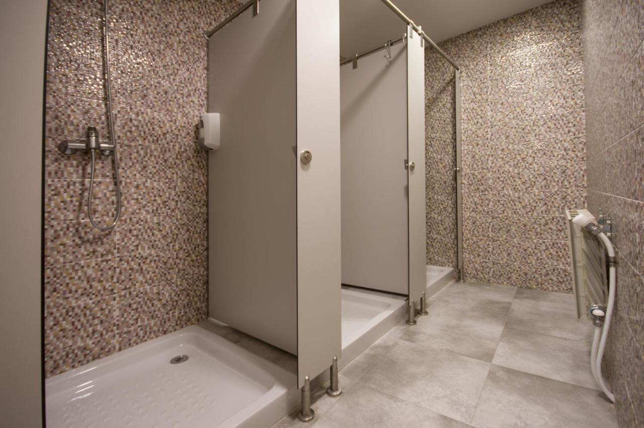 Habitación Estándar con baño compartido - 2 camas